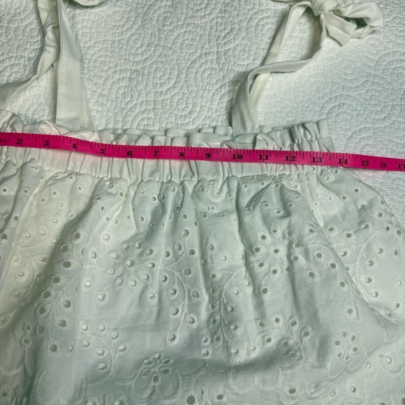 White Sleeveless Ruffled Crop Tank Top cotton - Picture 9 of 10